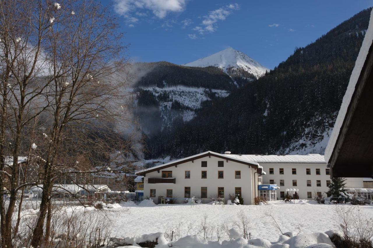 Jugendherberge Bad Gastein Esterno foto